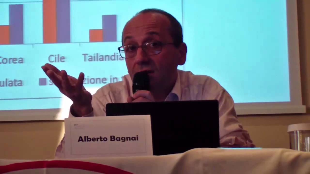 Alberto Bagnai: Uscire Dall'Euro Si Può - YouTube