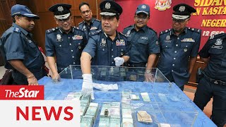 Perak Customs seize about half a million ringgit in local and foreign currency