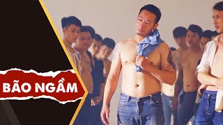 Bão Ngầm - Đại Ca Mới Vào Trại Mà Được Chào Đón Như Idol Tóp Tóp