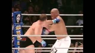 PRIDE 10: Igor Vovchanchyn and Enson Inoue engage in one of the best slugfests ever