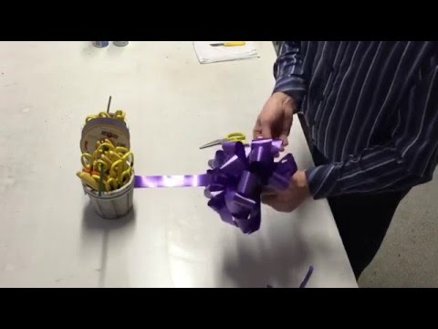 How to make a simple bow - multi loop and chocolate box style bow - How to make a simple bow - multi loop and chocolate box style bow -