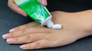 Apply toothpaste to your hands. It works so well. It solves many people’s problems. It’s practica