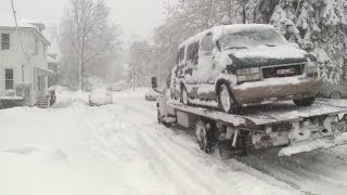 Snowy roads make messy commute