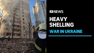 Kyiv under curfew as Russia intensifies bombing | ABC News