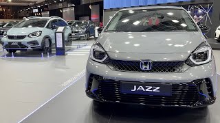 新 HONDA JAZZ 2023 (FACELIFT) Advance Sport vs CROSSTAR - 视觉比较