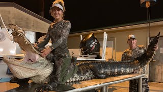 TWO GIANT Alligator Hunts In One & a amazing GATOR TAIL Dinner Bluegabe Style 🙌