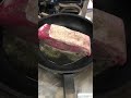 肉を焼く音