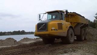 Grondverzet Zandgroeve De Maere met VOLVO A30