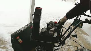 Craftsman 9.0 HP Snowblower - Cold Start - First Snow of the Year