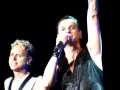 Depeche Mode Toronto 2009 - singing Happy Birthday to Martin!