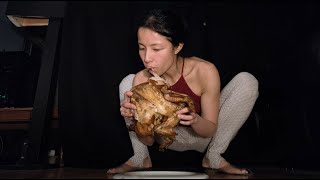 ASMR Filipino Adobo Chicken, Eat on the floor, Première fois mange un plat Philippin, 바닥에 놓인 필리핀 요리