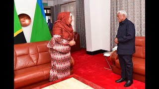 Mzee Mwinyi amtembelea Rais Samia, asema amevutiwa na mwanzo wake