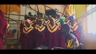 God Firsts Academy Choir//Liɛŋɛ jɔw yiëcu kuäär cɔlɛ kɔn.