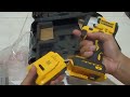 unboxing impact wrench DeWalt DCF922M2