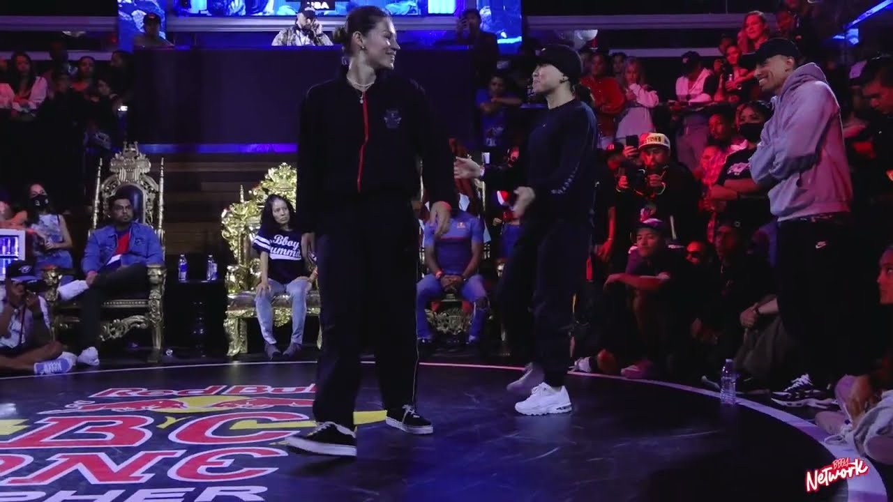 Kate Vs Sunny- B-Girl Finals - Red Bull BC One Cypher USA 2022 ...