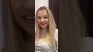 Periscope LIVE BEAUTIFULL GIRL💚 #periscope #live #cute #broadcast #periscopelive#viralvideo #vlog