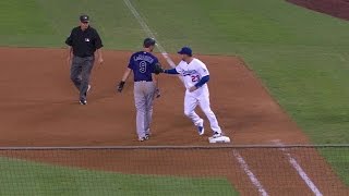 COL@LAD: Gonzalez turns unassisted double play