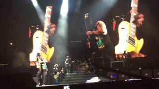 Guns N' Roses NOT IN THIS LIFETIME TOUR Live in Bangkok 2017 - Slash Johnny b Goode