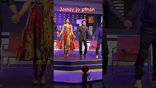 SRK dipika and John dancing on the stage #bollywoodnews #bollywood #crazy4bollywood #youtube #love