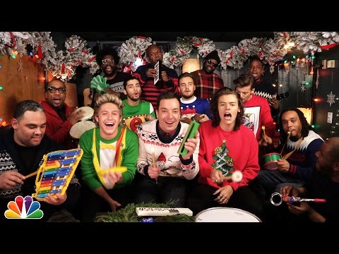 Jimmy Fallon, One Direction & The Roots: "Santa Claus Is Coming To Town" (Classroom Instruments)