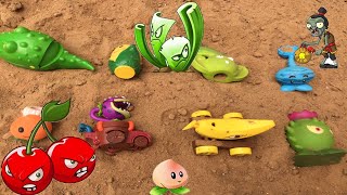 Toy treasure hunt! Plants vs zombie toys found in the bunker