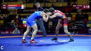 Qual. FS - 57 kg: A. ARAKELIAN (UKR) v. I. ZAMFIROV (MDA)