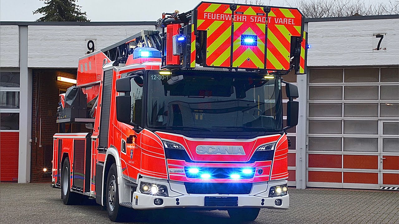 (Scania L360) Neue DLK 23/12 Der Freiwillige Feuerwehr Stadt Varel ...