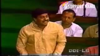 Pramod Mahajan explains Democracy - a lesson to learn by AAP