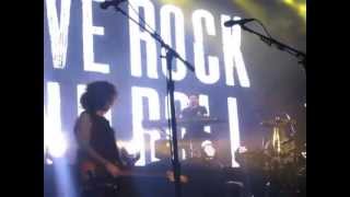 Fall Out Boy- Funny Patrick/I LOVE YOU/Save Rock And Roll (Live Sydney 25/10/13)
