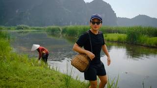 Catch and Cook Rice Paddy Crabs in Ninh Binh Vietnam | Ep7.1