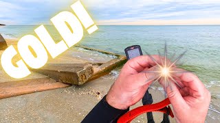 Metal Detecting Underwater for Expensive Gold!