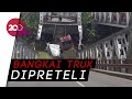 Crane Dikerahkan untuk Evakuasi Bangkai Truk di Jembatan Babat