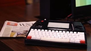 Distraction-Free Writing with Hemingwrite | CES 2015