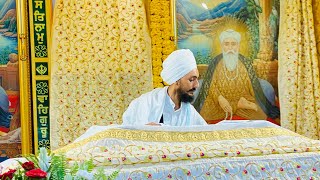 ਸਜਣੁ ਮੈਡਾ ਰੰਗੁਲਾ ਰੰਗੁ ਲਾਏ ਮਨੁ ਲੇਇ .Gurbani kirtan.Bai Ravinder singh ji Nanaksar