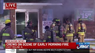 Crews respond to early morning East Moline fire