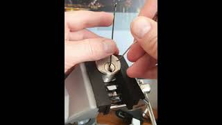 picking Viro cylinder lock with spool security pins