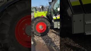 NEW CLAAS SCORPION - #farmingvideos #shorts #timscotteswoldfarm #newfarmmachinery #realfarmsim22