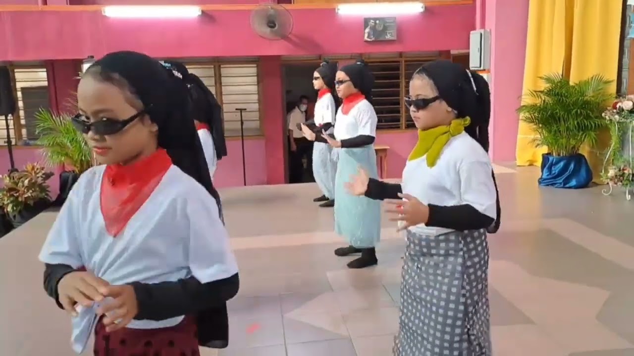 PERSEMBAHAN MURID, MESYUARAT PIBG KE 24, SK SERI KELEBANG - YouTube