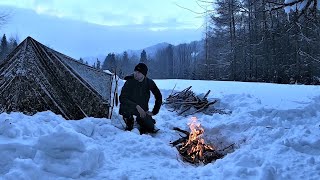 Solo Winter Camp in a Snow Storm | Tarp shelter | Campfire cooking | Outdoor \u0026 Bushcraft Trip