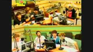 [KyuSung Moment 3] 110812 Kiss The Radio - Hitting Eachother