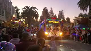 SamTrans Hometown Holiday Parade Holiday Bus | SamTrans 820