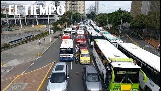Trancón por movilización de carros especiales del Valle y Cauca. | EL TIEMPO