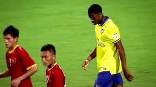 Akpom vs Vietnam