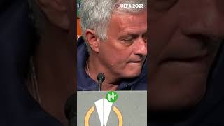 Jose Mourinho correcting a reporter! 😂 #shorts