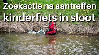 Zoekactie na aantreffen kinderfiets in sloot in Apeldoorn