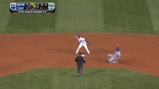 NLCS Gm3: Hendricks induces inning-ending double play