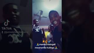 Mamba kisingeli mwanamke usafi ngoma mpya inakuja akiwa na jamaa zake wakimsifia mwanamke