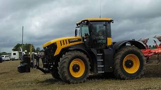 2017 JCB Fastrac 8330 8.4 Litre Diesel Tractor With Kuhn Plough