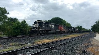 SD70 leading a 4-window GE! A rare-ified NS 331!