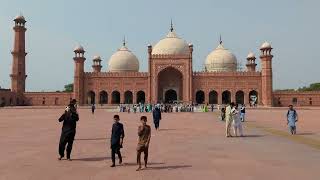 Soothing ASMR Walkthrough: Lahore Badshahi Mosque | Explore the Serene Beauty